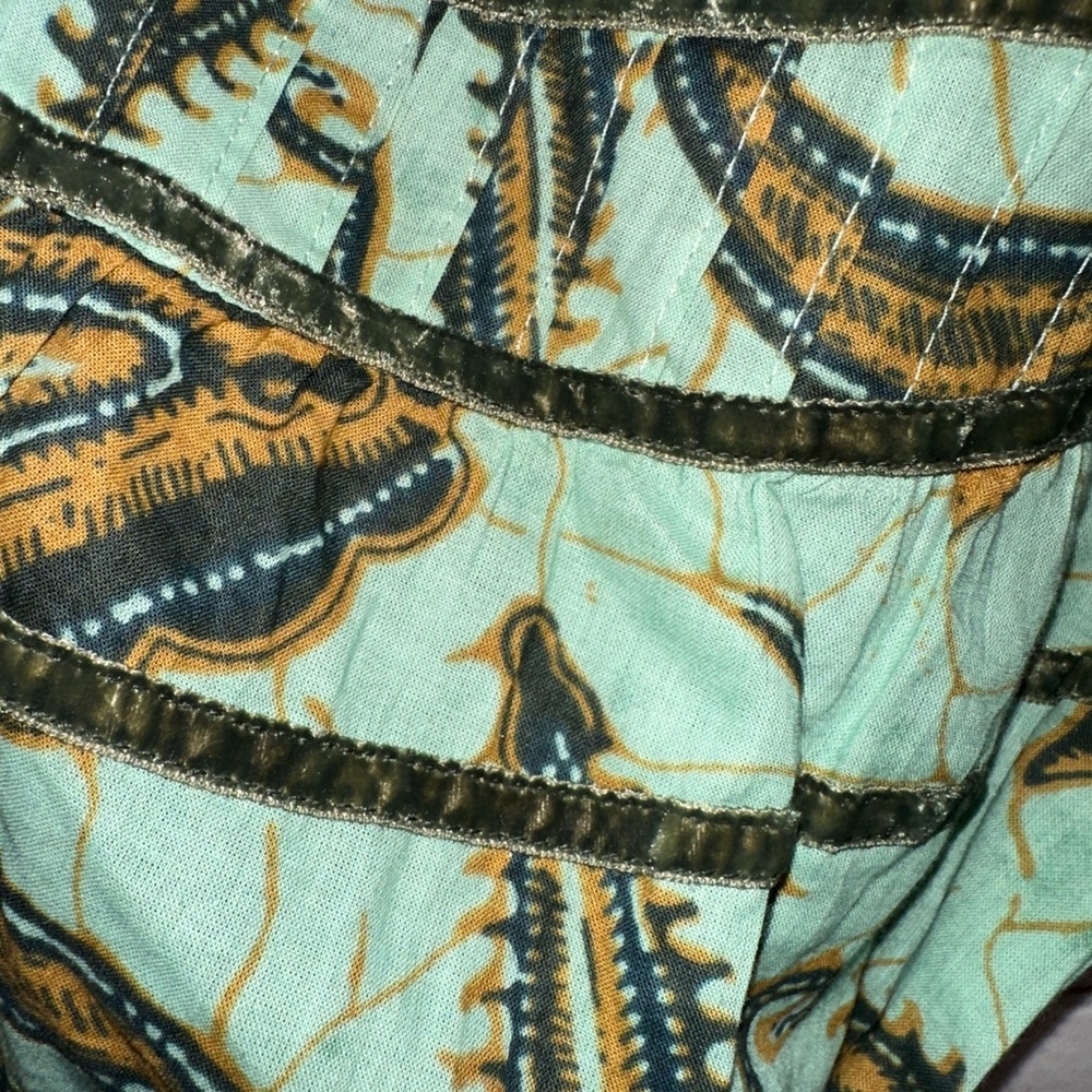 Robin’s Egg Blue Paisley Balloon-Sleeve Blouse - Picture 6 of 6